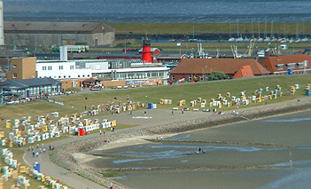 Hauptstrand von Bsum